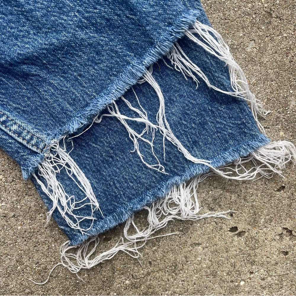 Good American Distressed High Rise Jeans Size 8 / 29 - Picture 7 of 7